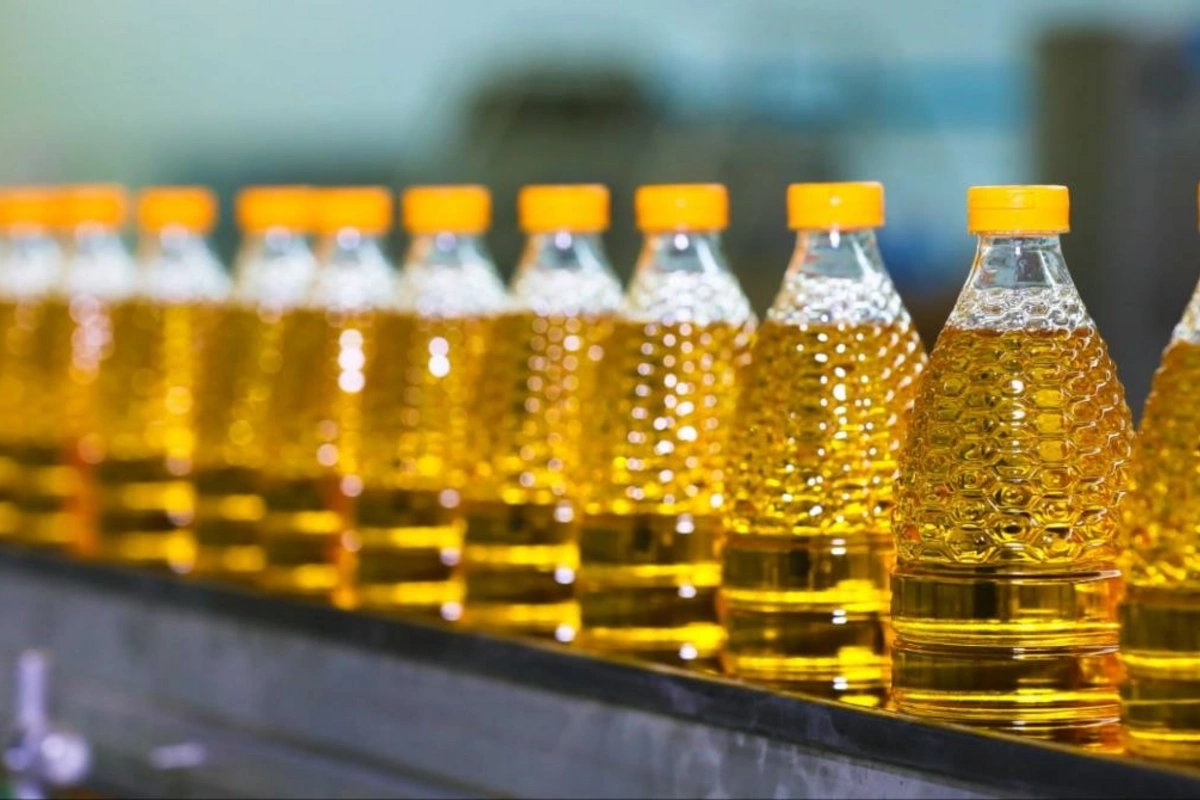 Azərsun Holdinq yerli xammaldan günəbaxan yağı istehsalını 4000 tona çatdıracaq
