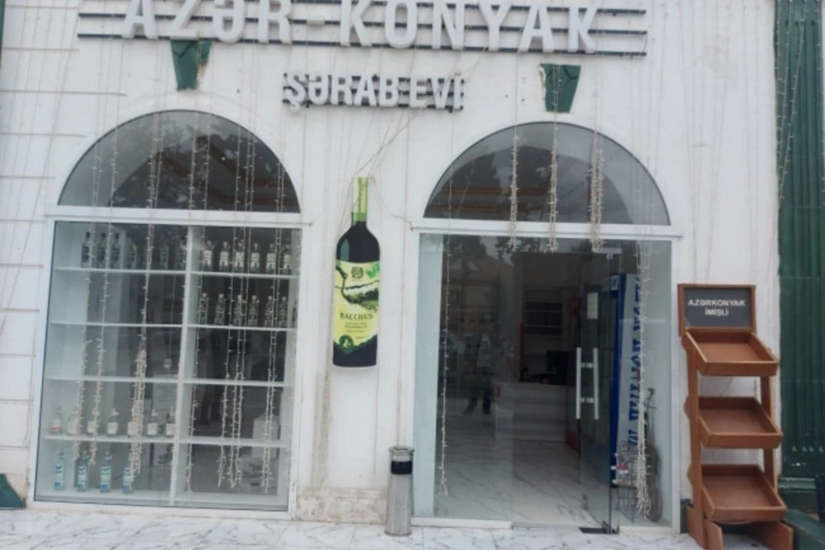 Azər Konyak şərab evində nöqsanlar aşkarlanıb Azər Konyak şərab evində nöqsanlar aşkarlanıb