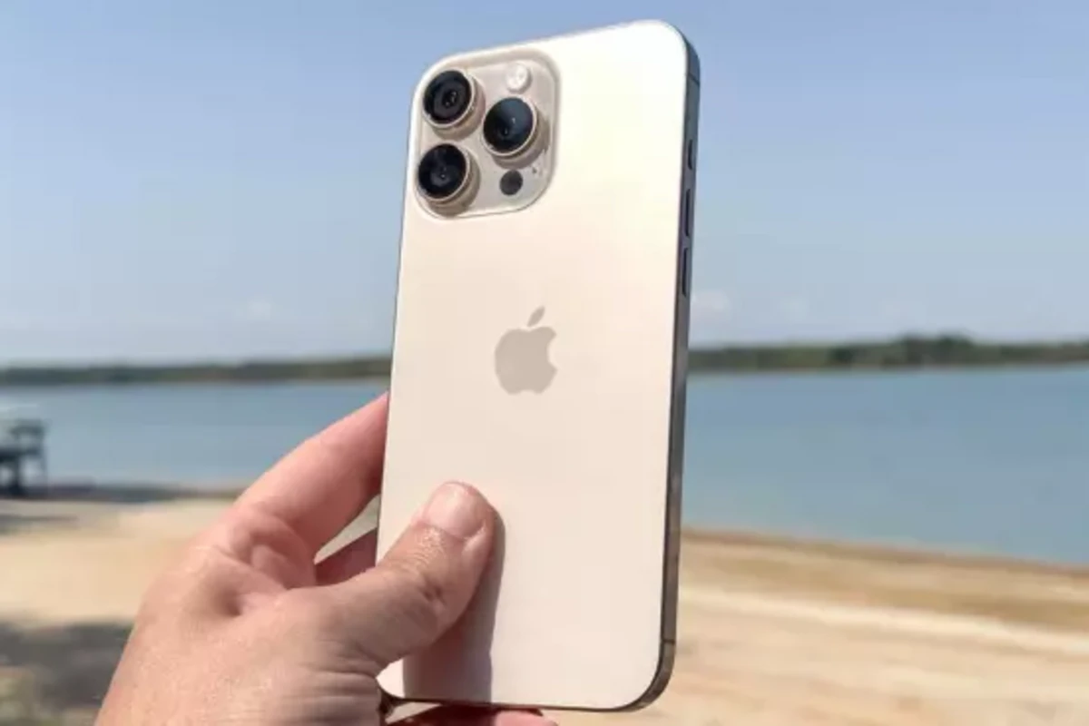 Насколько новый iPhone 16 держит заряд лучше, чем iPhone 15 Насколько новый iPhone 16 держит заряд лучше, чем iPhone 15