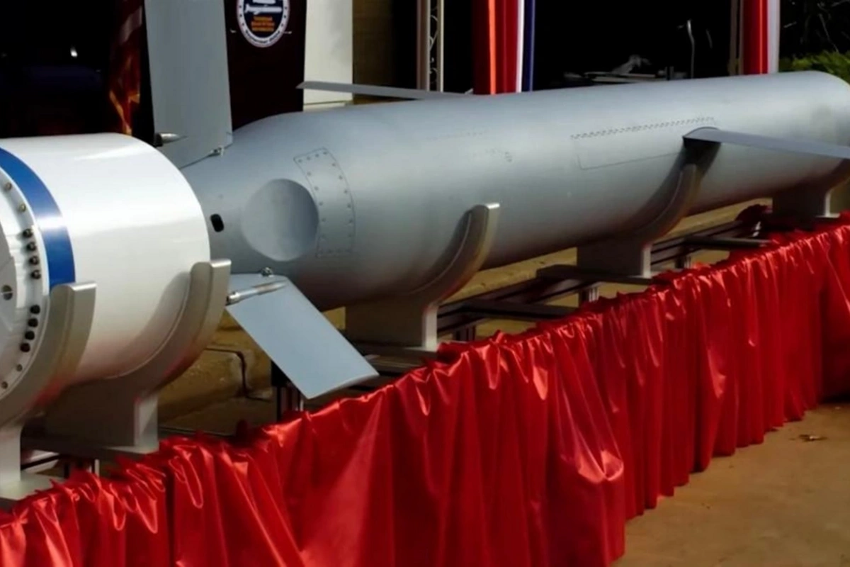 Tomahawk raketlərinin 2500 km-ə zərbə endirməsi realdırmı? Tomahawk raketlərinin 2500 km-ə zərbə endirməsi realdırmı?