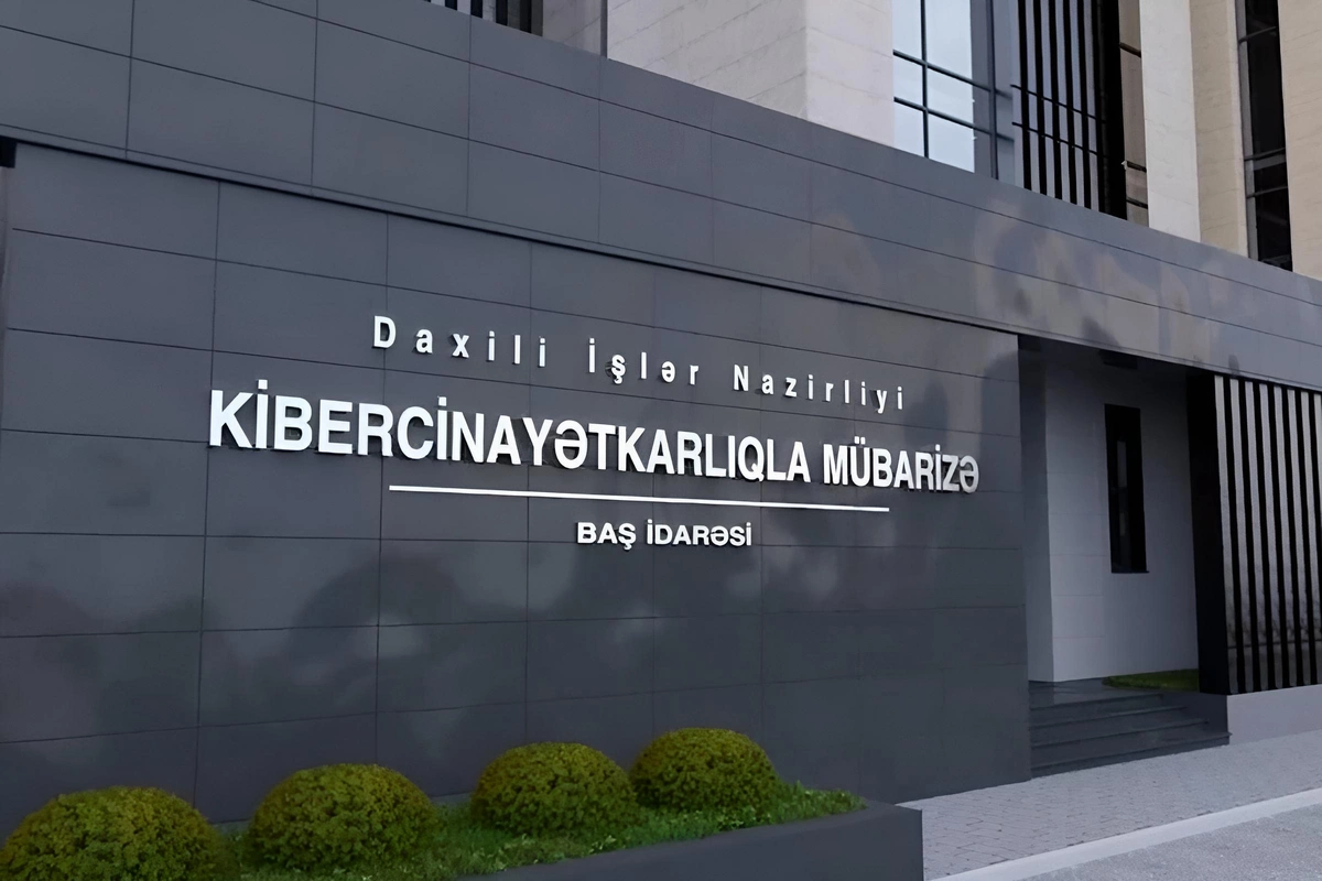 Aşağı faizli kredit vədi ilə 400 min manatlıq kiberdələduzluq: iki nəfər saxlanıldı