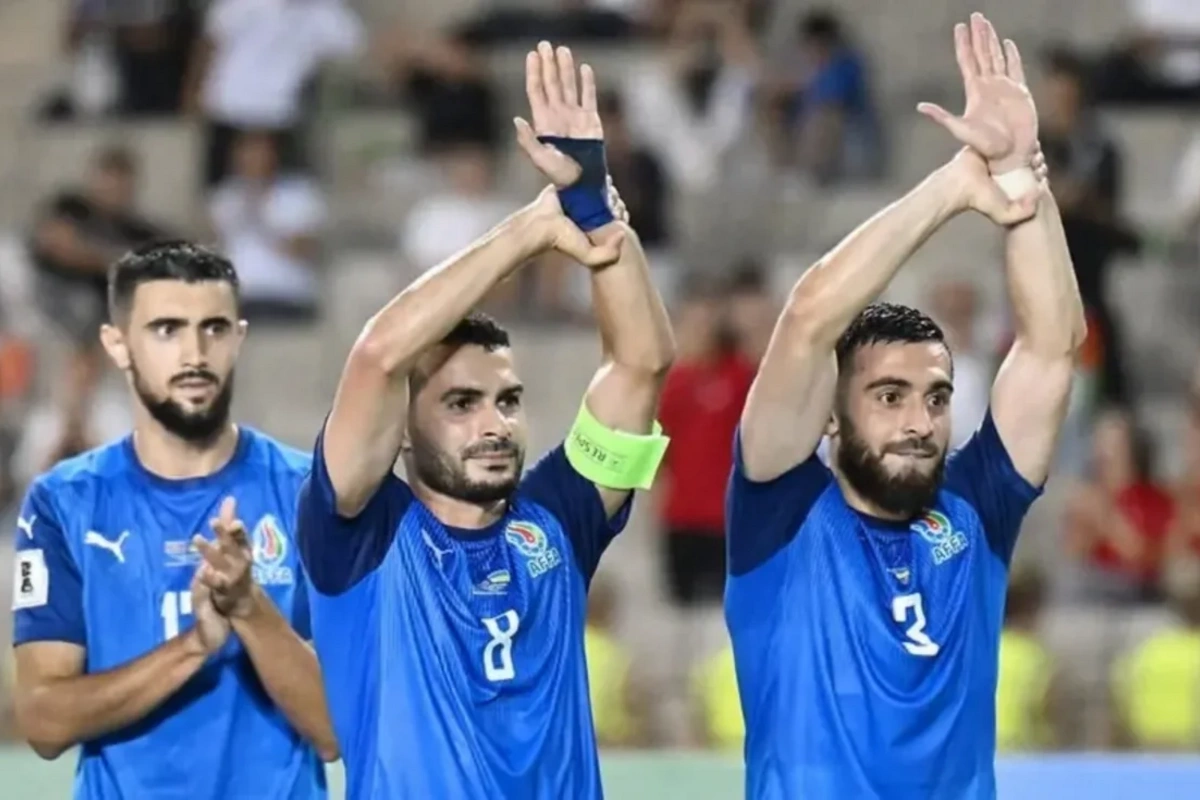 Emin Mahmudov: Elvin Cəfərquliyev hər komandaya fayda gətirəcək futbolçudur