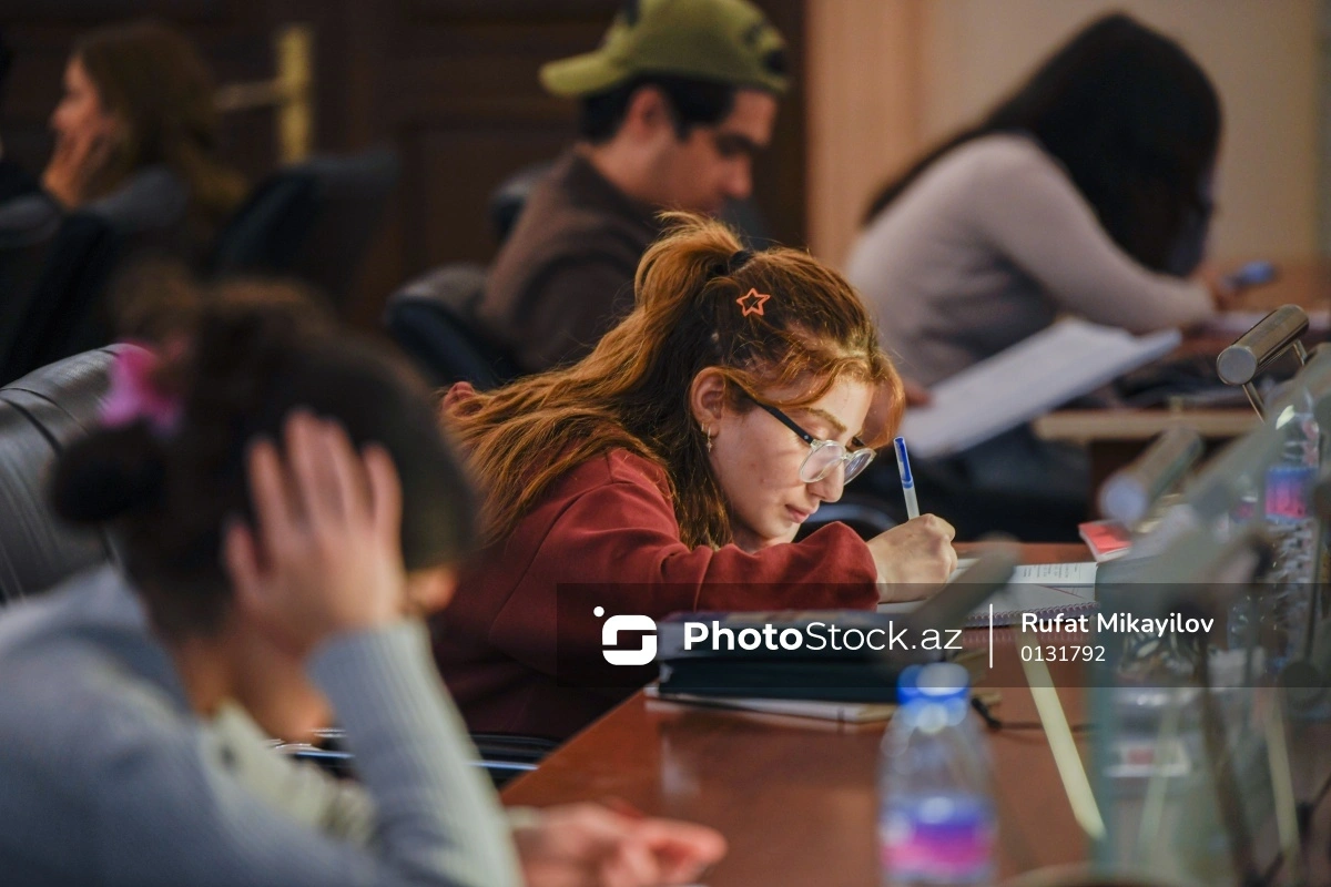 Bakıda 100 ildən çox yaşı olan binada beş milyonluq xəzinə qorunur