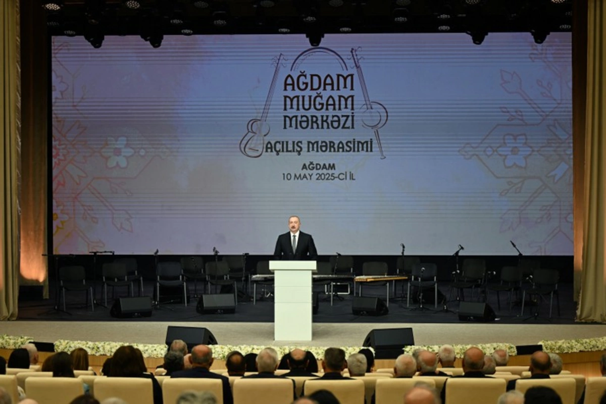 İlham Əliyev: Ulu Öndərin bütün həyatı, bütün fəaliyyəti Azərbaycan xalqına, dövlətinə həsr edilmişdir