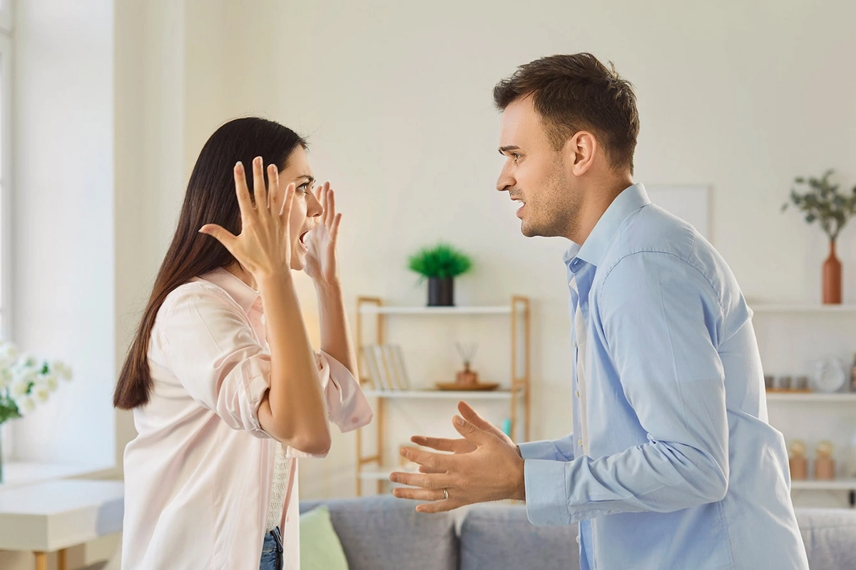 It has been revealed which couples argue about money more often