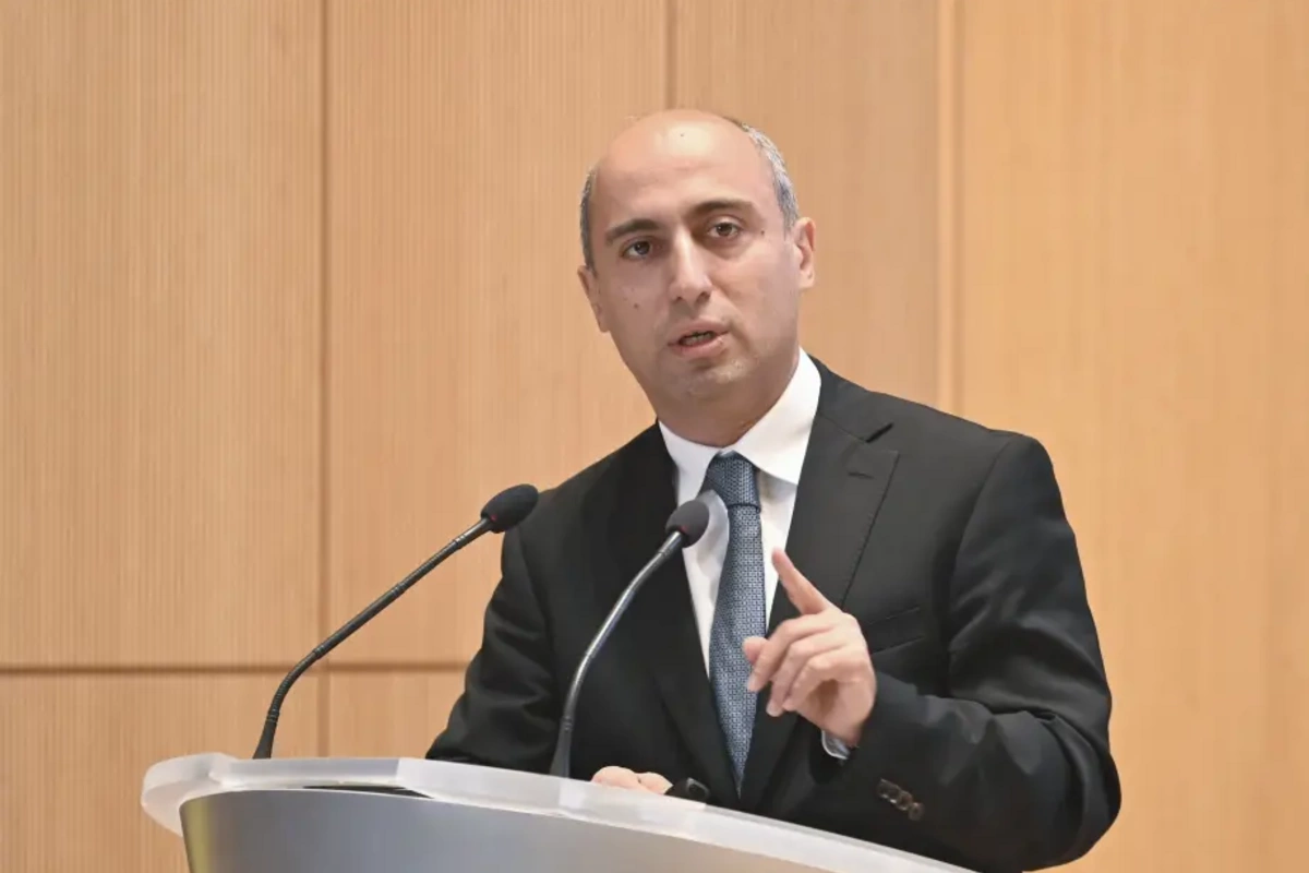 Nazir: Valideynin varlı və ya kasıb olması əsas deyil, əsas uşağın təhsili ilə maraqlanmaqdır