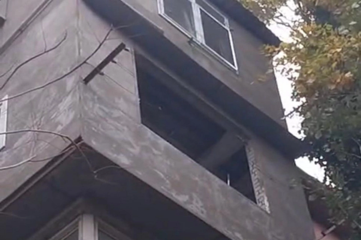 Bakıda yaşayış binasında PARTLAYIŞ: Xəsarət alan var