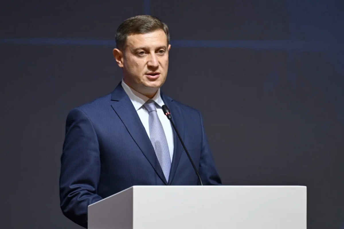 Anar İsrafilov vəzifədən getdi