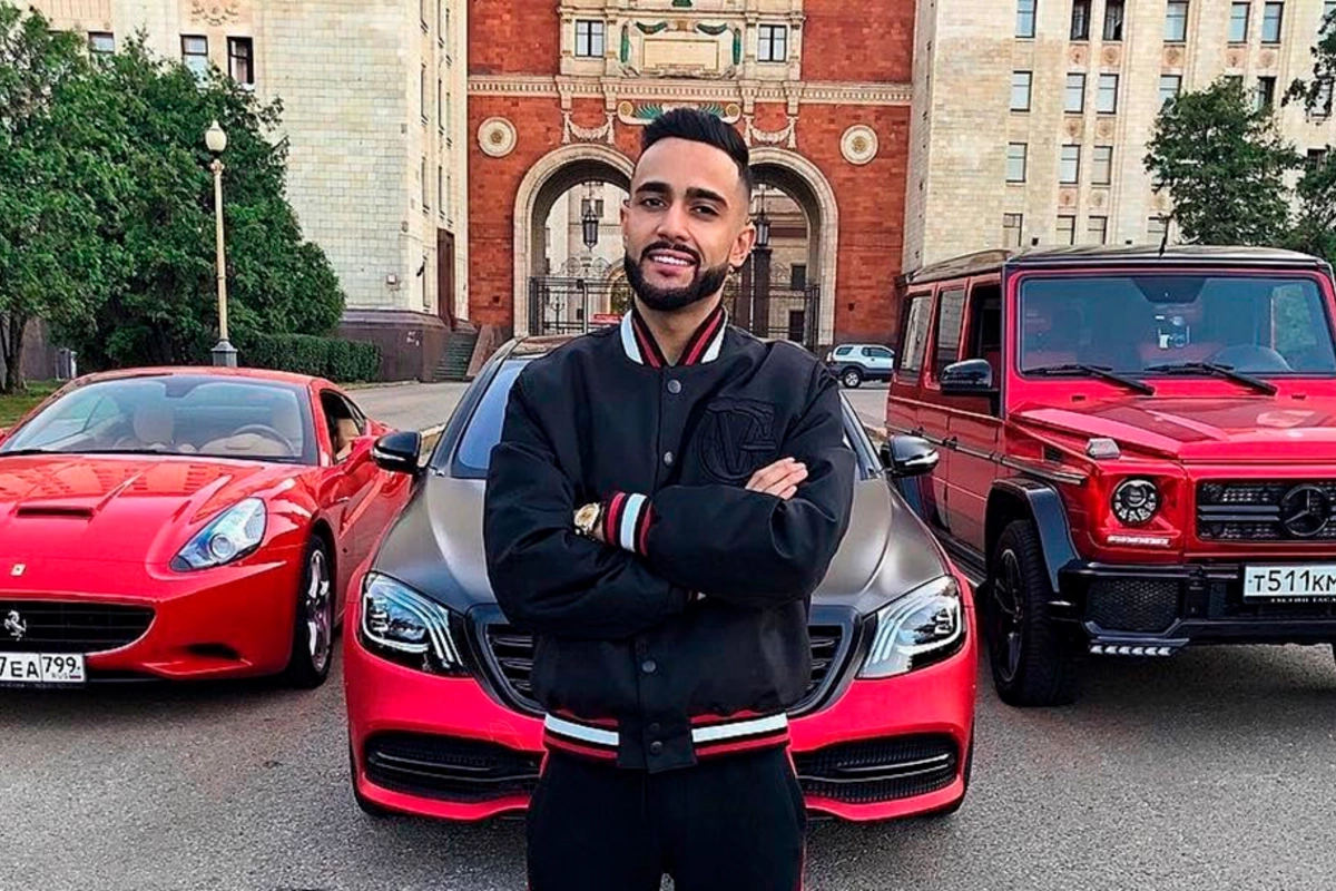 Hüseyn Həsənov evini bir peçenyeyə satıb?