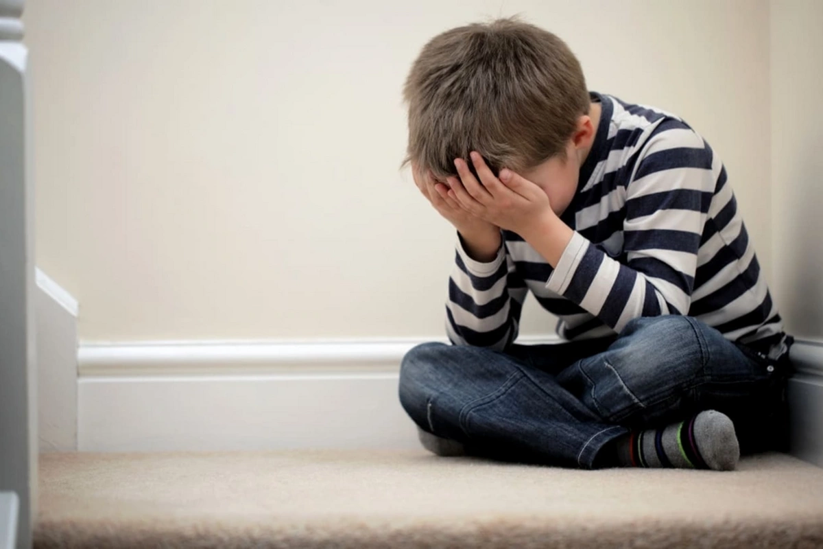 Bakıda ana sevgilisi ilə birlikdə azyaşlı oğluna işgəncə verdi