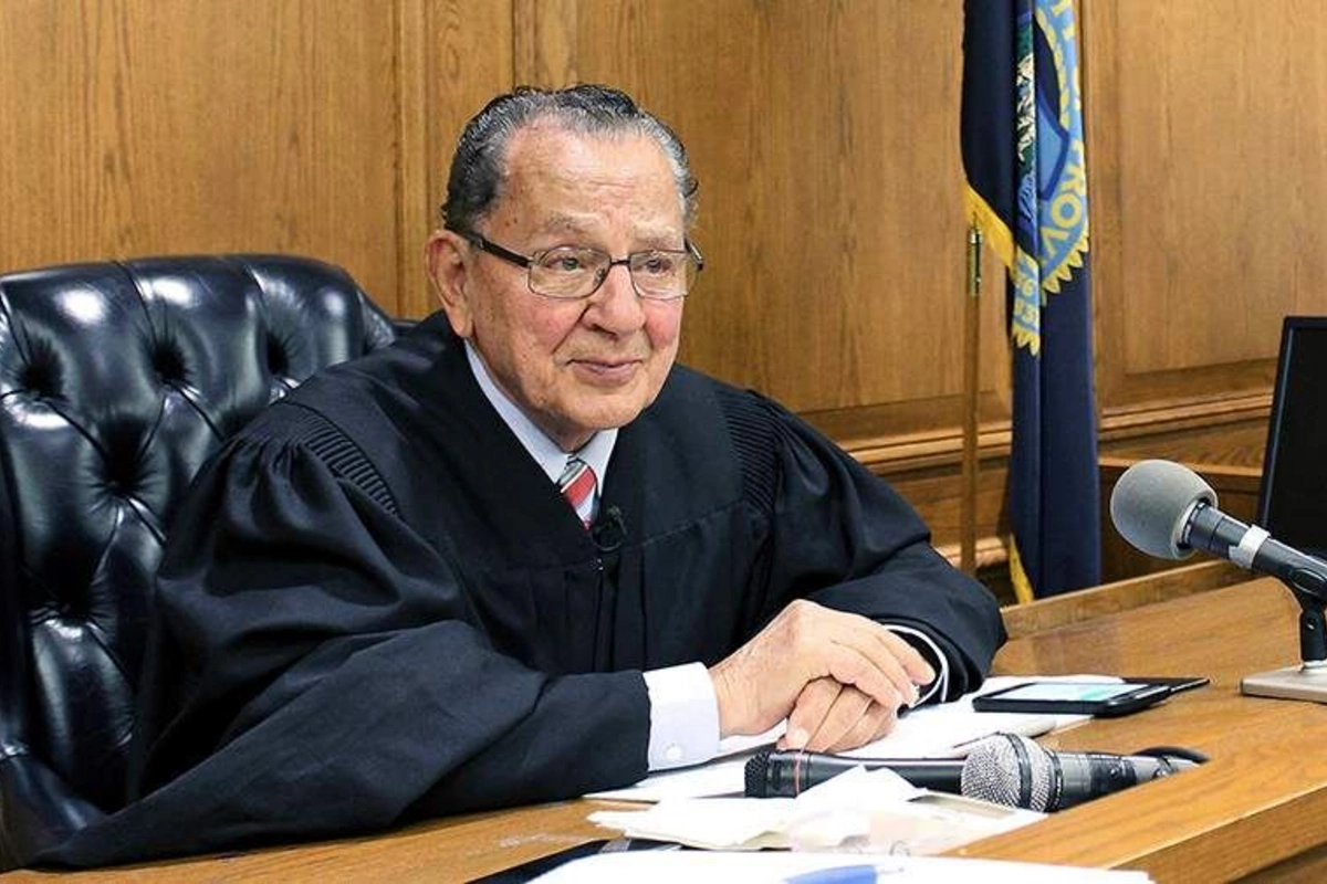 Judge Frank Caprio, who became famous on the internet for his kindness, has died in the USA Judge Frank Caprio, who became famous on the internet for his kindness, has died in the USA