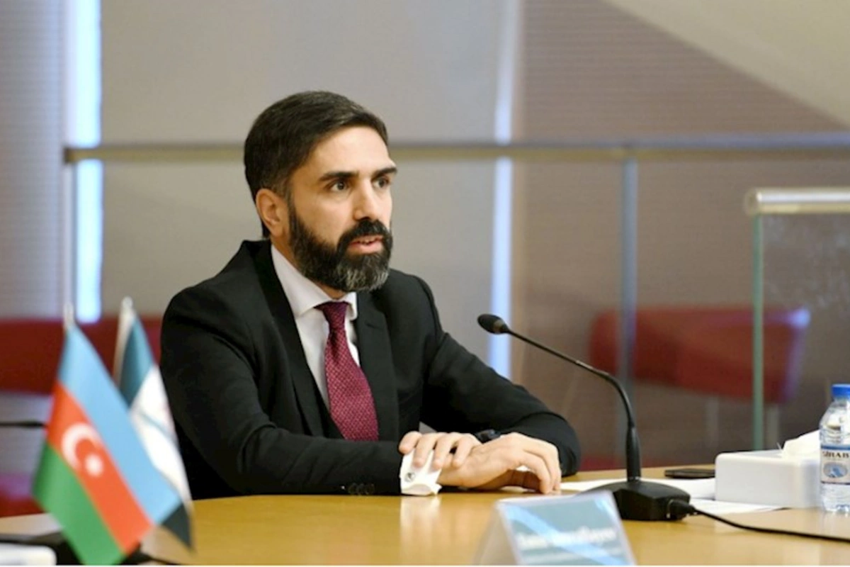 Rövşən Nəcəf: Dekarbonizasiya fəaliyyətləri ilə bağlı xərclər ildən-ilə azalacaq Rövşən Nəcəf: Dekarbonizasiya fəaliyyətləri ilə bağlı xərclər ildən-ilə azalacaq