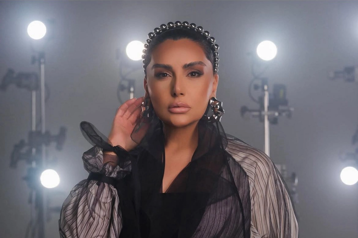 Zülfiyyə Xanbabayeva Gəli təqdim etdi