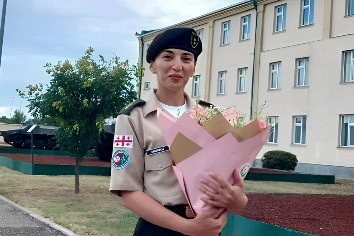 В Национальных силах обороны Грузии впервые этническая азербайджанка получила офицерское звание В Национальных силах обороны Грузии впервые этническая азербайджанка получила офицерское звание