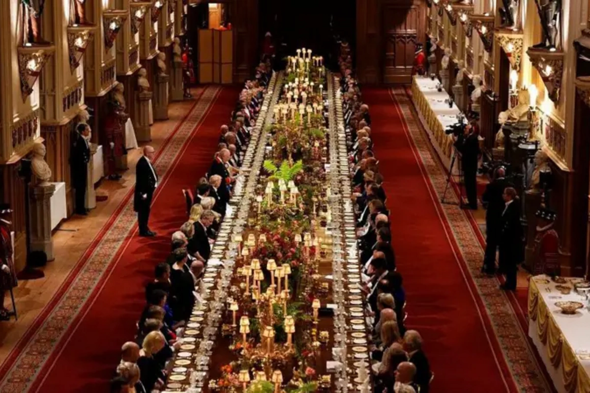 What did the royal family serve at the banquet in honor of Donald Trump?