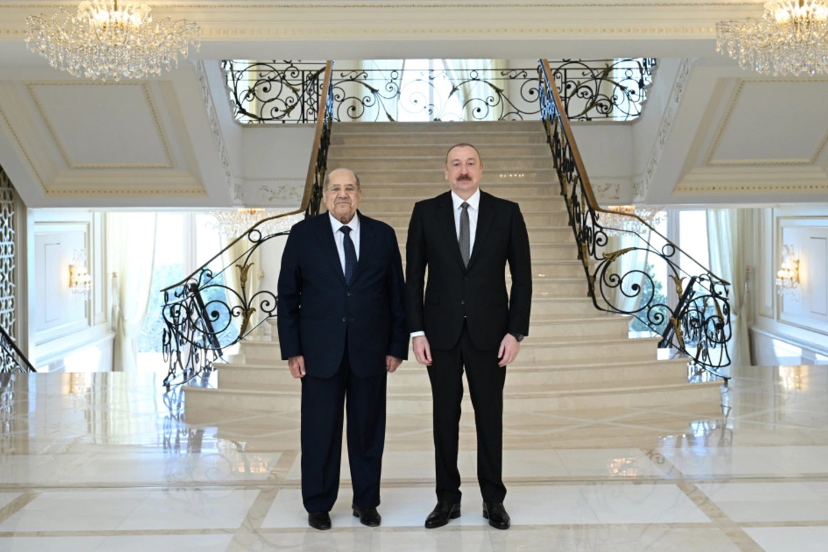 Prezident İlham Əliyev Misir Senatının sədrini qəbul edib Prezident İlham Əliyev Misir Senatının sədrini qəbul edib
