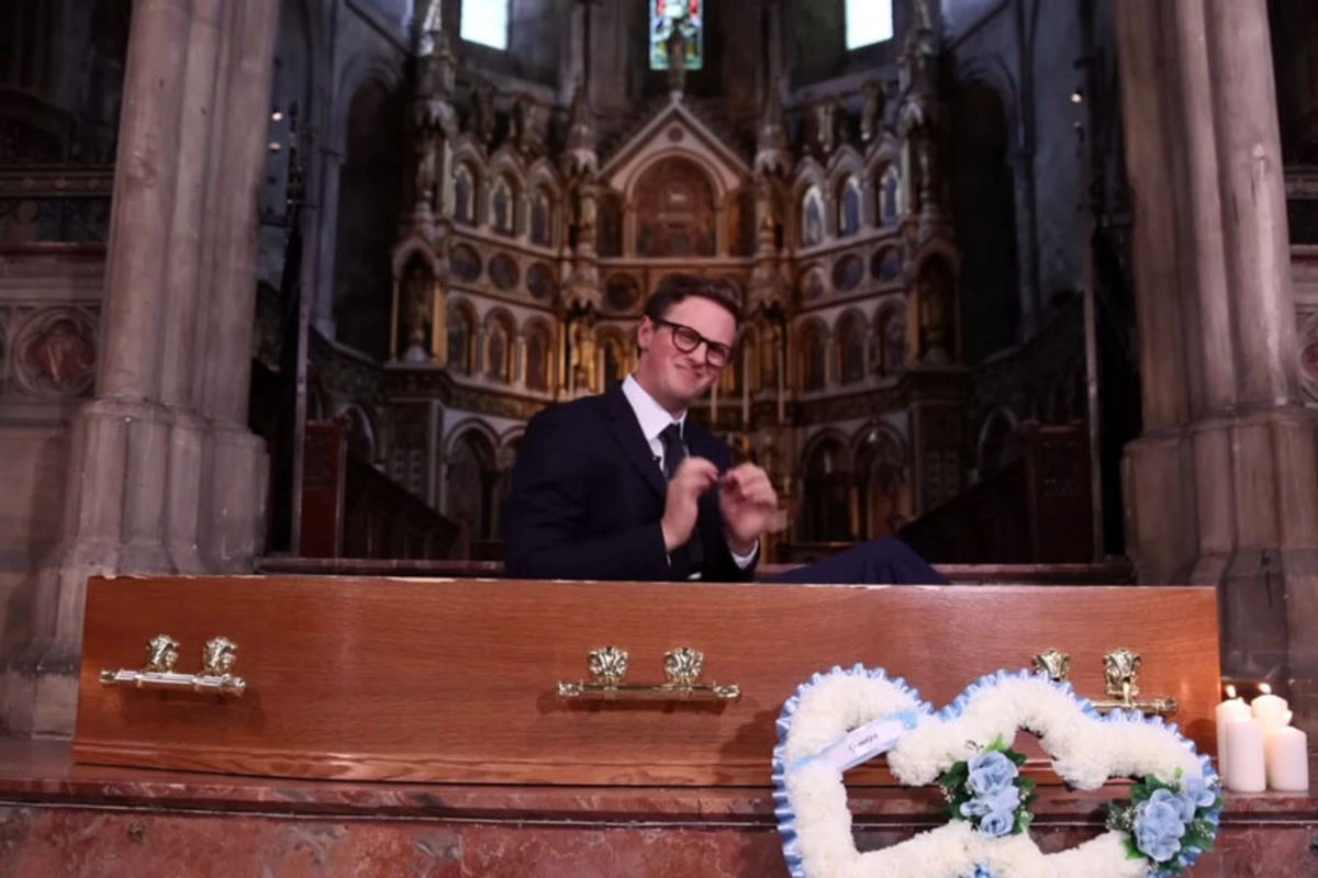 Blogger registered his death to get a refund for an airline ticket