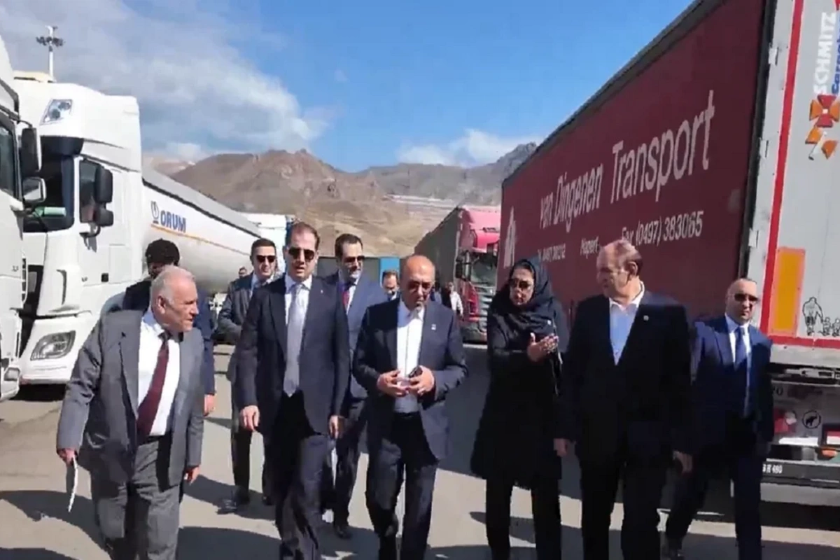 İran və Ermənistan sərhəddə yaşıl gömrük dəhlizi yaradırlar