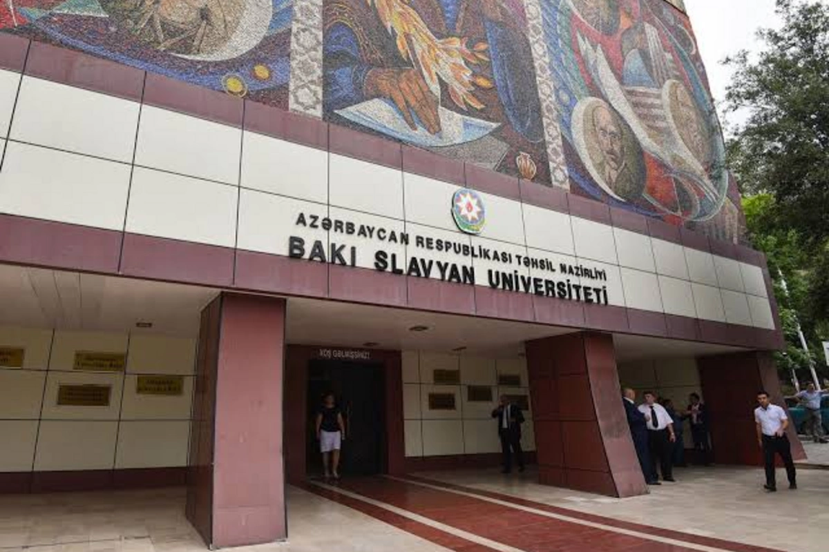 Еще в одном из бакинских университетов будут преподавать армянский язык