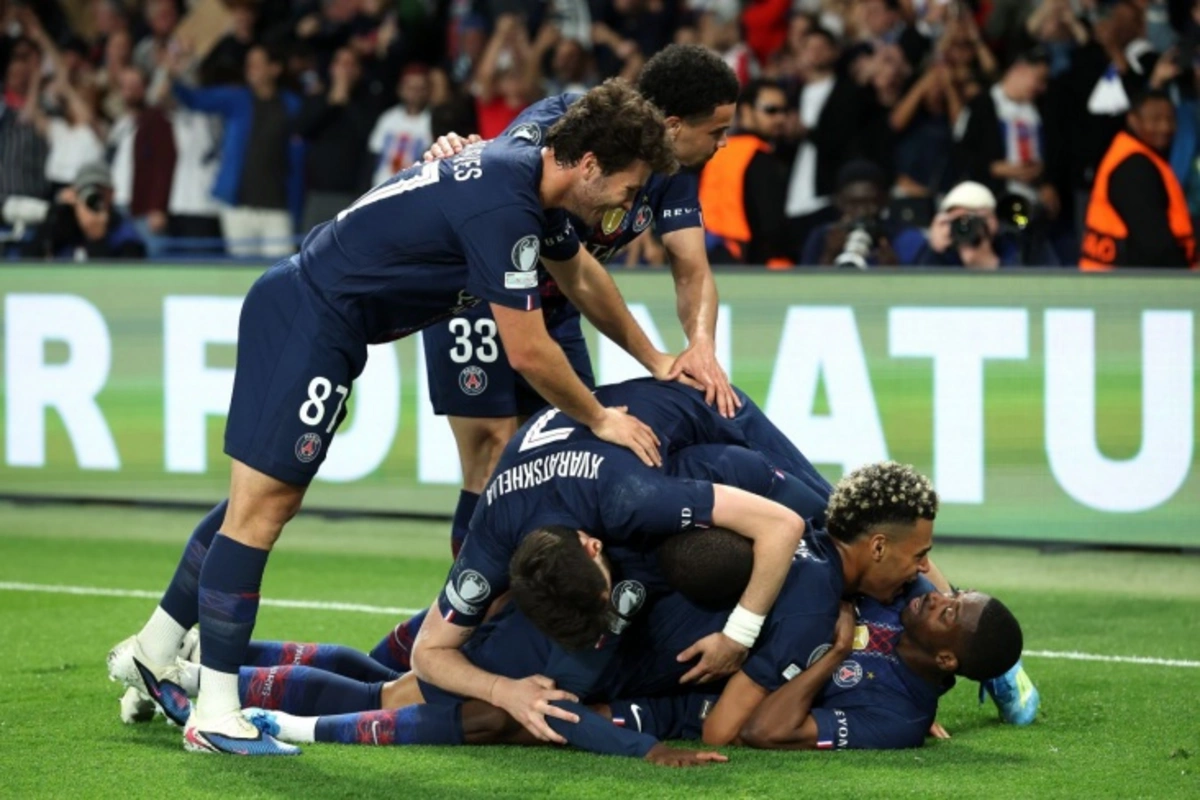 Bayern - PSJ matçının hakimi bilindi - Parislilər onunla kubok qaldırıb
