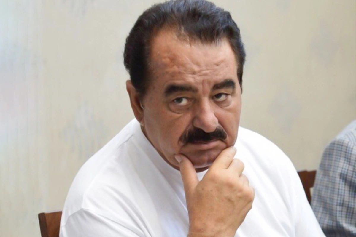 İbrahim Tatlıses təcili olaraq xəstəxanaya yerləşdirildi