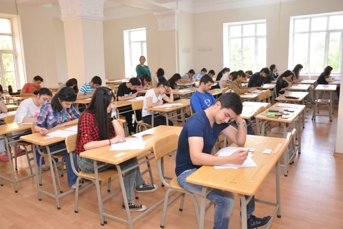Yağışa görə buraxılış imtahanlarında iştirak edə bilməyən şagirdlərə ŞAD XƏBƏR