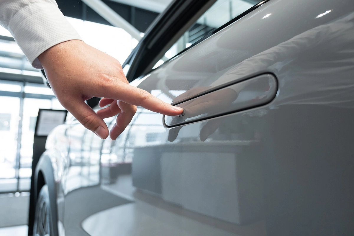 Çin avtomobili həvəskarlarının NƏZƏRİNƏ - Bu elementlə istehsal olunan maşınlar qadağan edildi