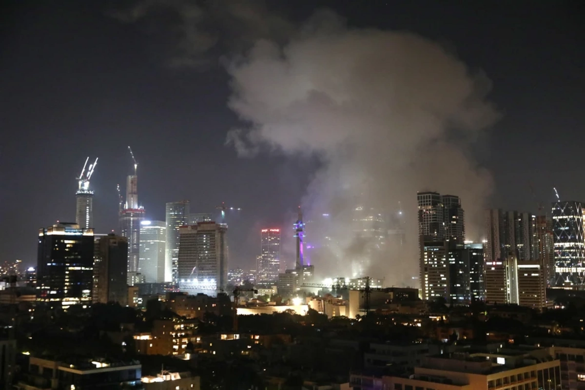 Israel reported the collapse of underground shelters in Beit Tikva due to the wave of Iranian shelling Israel reported the collapse of underground shelters in Beit Tikva due to the wave of Iranian shelling