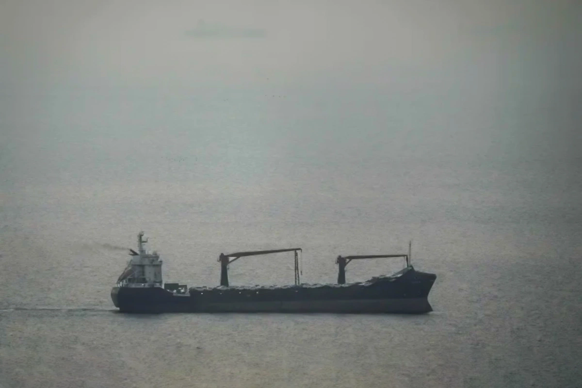 Malayziyaya məxsus tanker Hörmüz boğazından təhlükəsiz şəkildə keçib