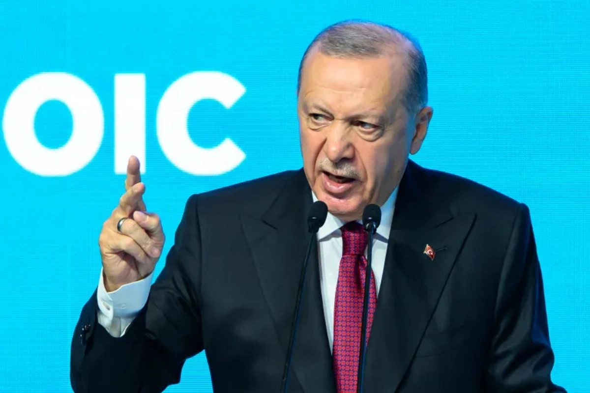 Ərdoğandan CHP-dəki böhranla bağlı sərt açıqlama