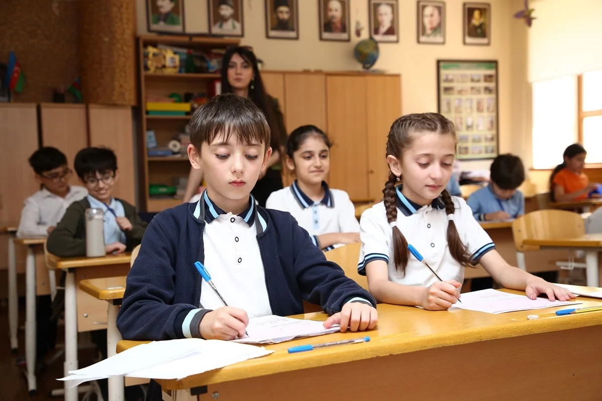 IV və VI siniflərdə təhsilalanların yerdəyişməsi müvəqqəti dayandırılır