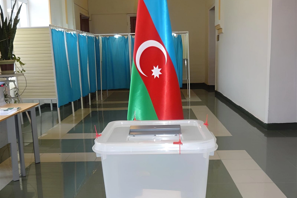 Bəzi dairə seçki komissiyalarının tərkibinə dəyişiklik edilib