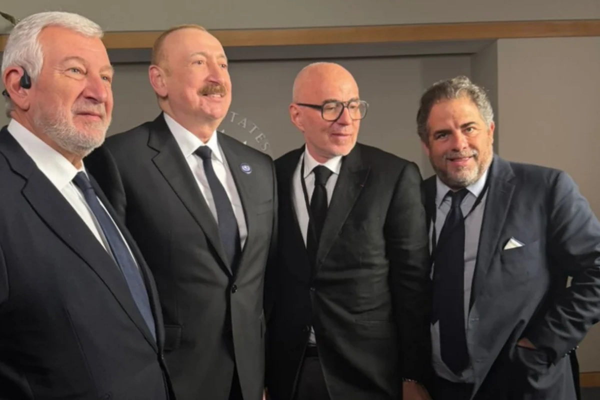 İlham Əliyev Vaşinqtonda bir sıra dövlətlərin liderləri və rəsmi şəxslərlə ayaqüstü görüşüb