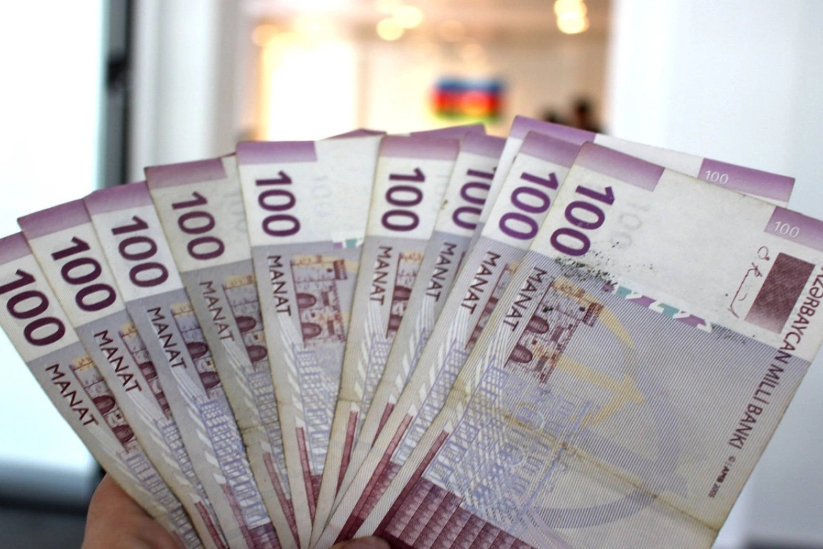 Kimlərə iki dəfə çox maaş ödəniləcək? -  YENİLİK