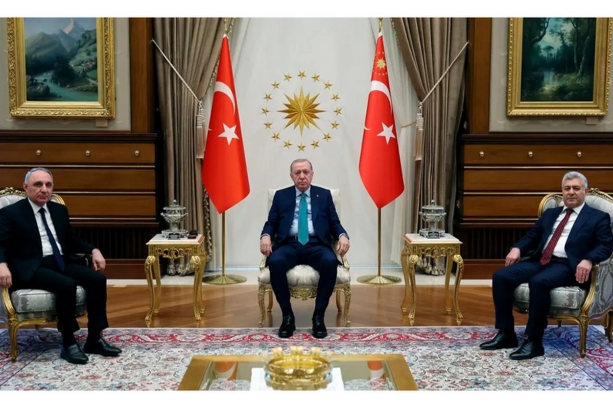Rəcəb Tayyib Ərdoğan Kamran Əliyevi qəbul edib Rəcəb Tayyib Ərdoğan Kamran Əliyevi qəbul edib