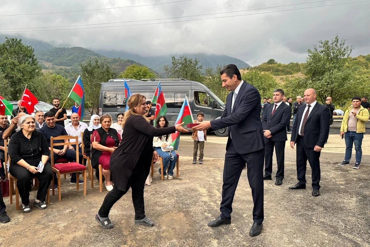 İlk köç karvanı Badara kəndinə çatıb