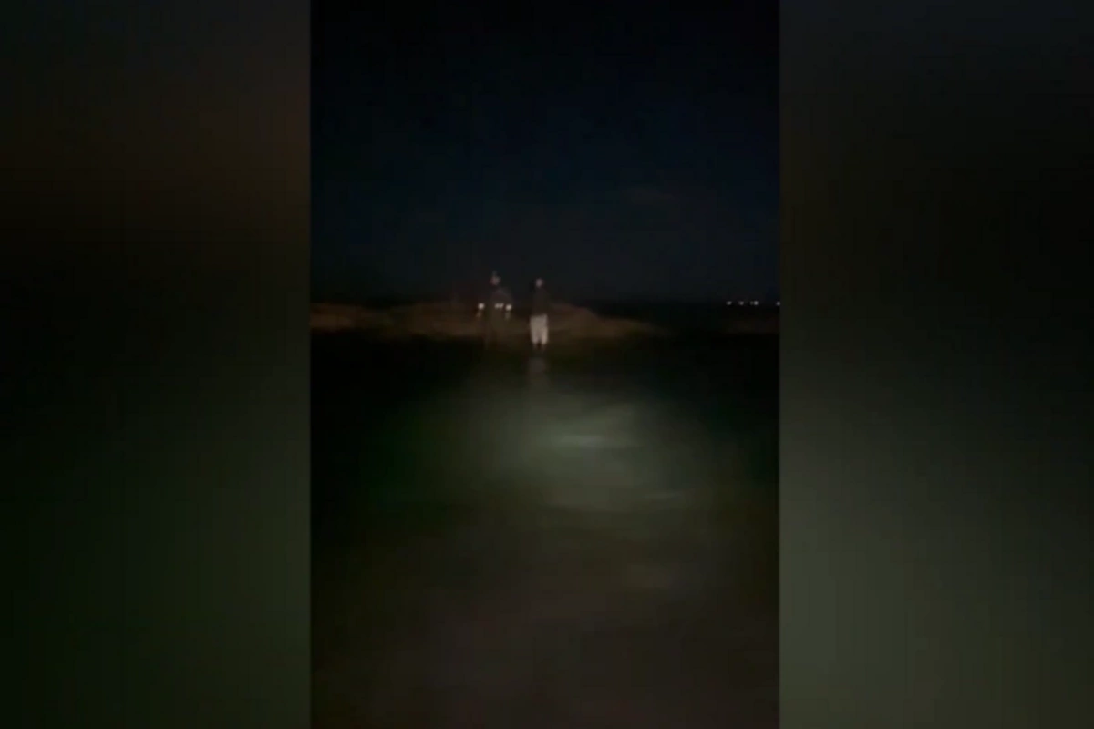 Xəzərdə köməksiz qalan 3 balıqçı xilas edildi Xəzərdə köməksiz qalan 3 balıqçı xilas edildi