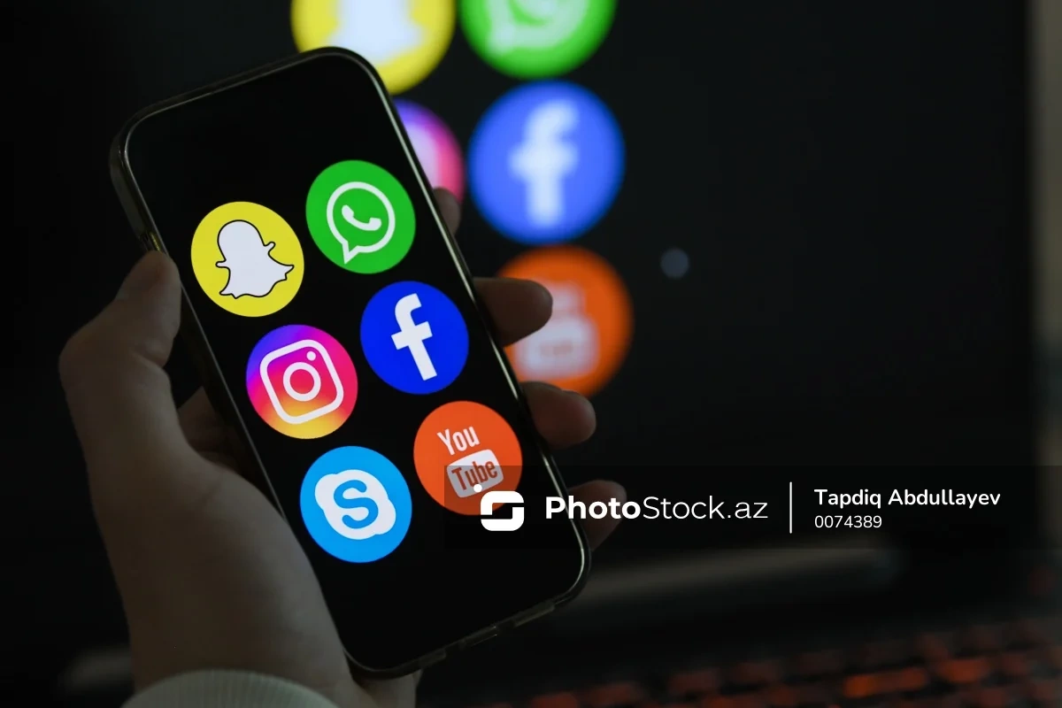 Sosial şəbəkə istifadəçilərinin NƏZƏRİNƏ: Hansı paylaşımlar qanunsuz sayılır?