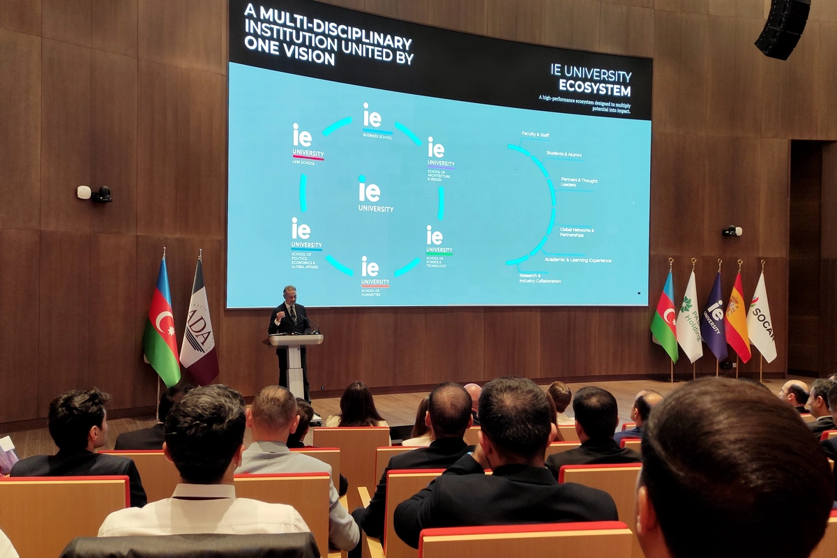 Villiam Davila: Təxminən 60 il əvvəl IE Madriddə nisbətən kiçik bir biznes məktəbi kimi fəaliyyətə başlayıb