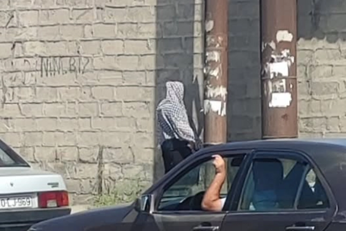 Vətəndaşdan AYNA-ya çağırış: Dayanacaq quraşdırılsın Vətəndaşdan AYNA-ya çağırış: Dayanacaq quraşdırılsın