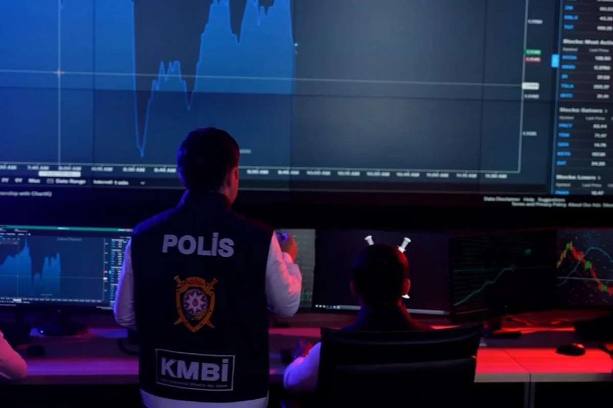 В Баку задержан распространявший оскорбительные фото со студентками юрфака БГУ