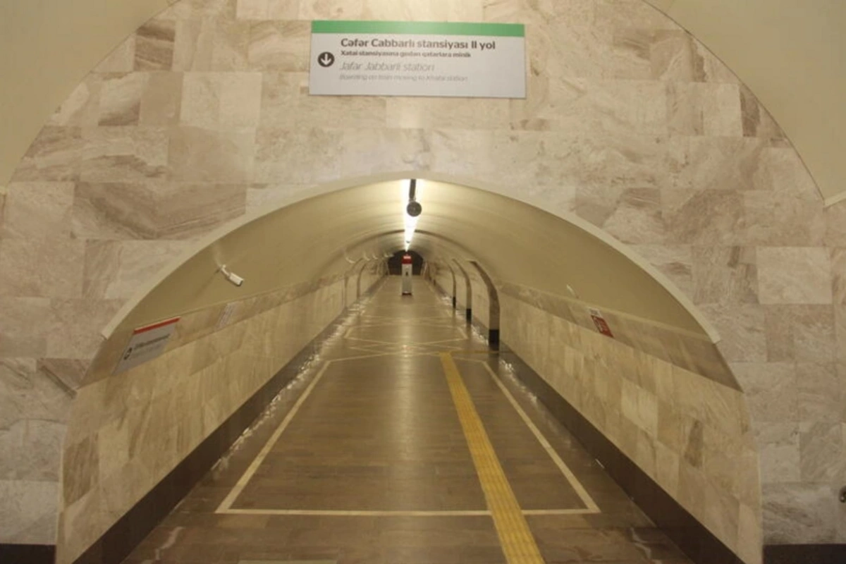 Multimedia 28 May-Cəfər Cabbarlı metrostansiyaları arasında yeni piyada tunelində qazıntı işlərinə başlanılıb