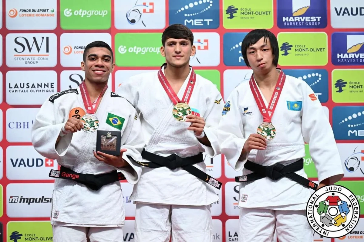Coşqun Əliyev deflimpiya çempionunu məğlub edərək Masters Top 18in qalibi olub