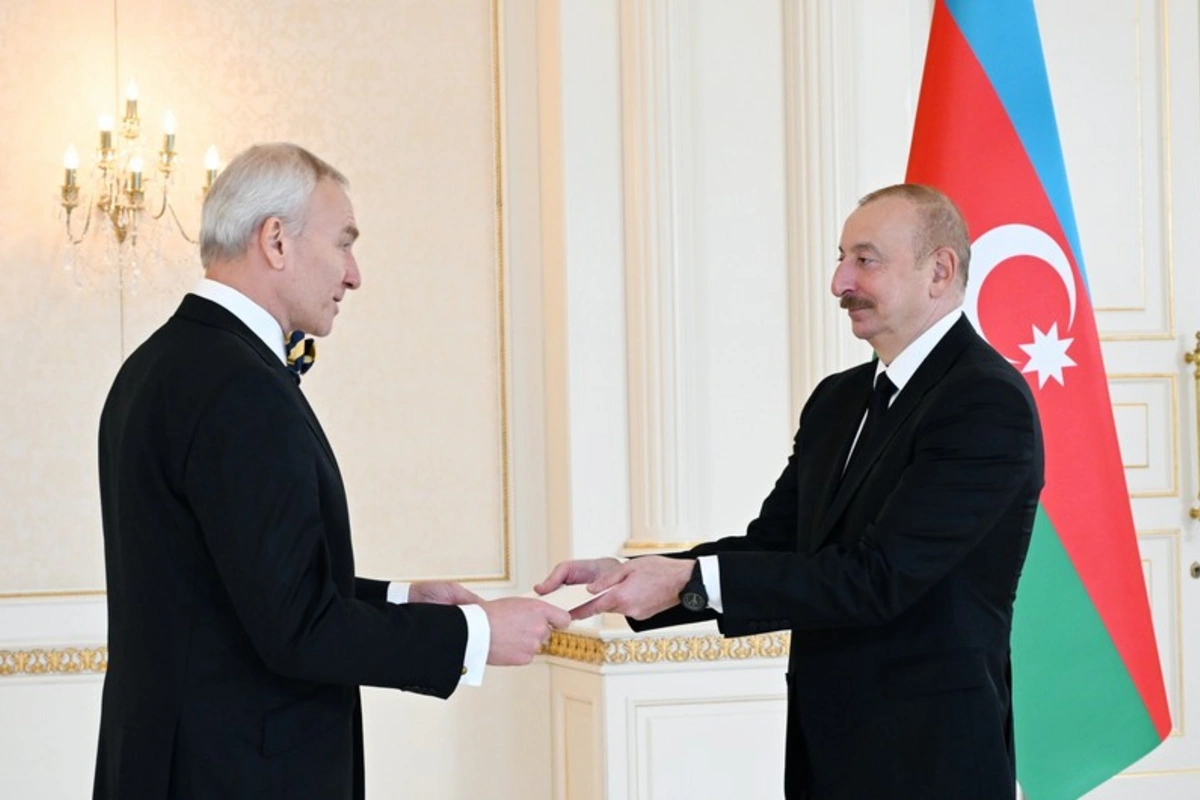 Prezident Estoniyanın yeni səfirinin etimadnaməsini qəbul edib Prezident Estoniyanın yeni səfirinin etimadnaməsini qəbul edib