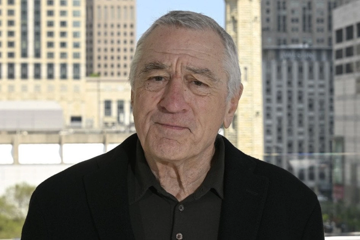 Полиция задержала подозреваемых по делу о гибели внука Роберта Де Ниро Полиция задержала подозреваемых по делу о гибели внука Роберта Де Ниро