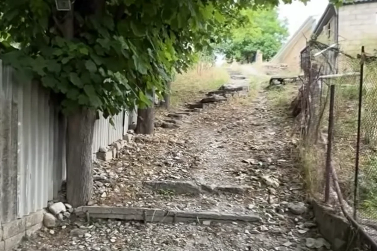 Şamaxı sakinləri çətin vəziyyətdə: Yol bərbad gündədir