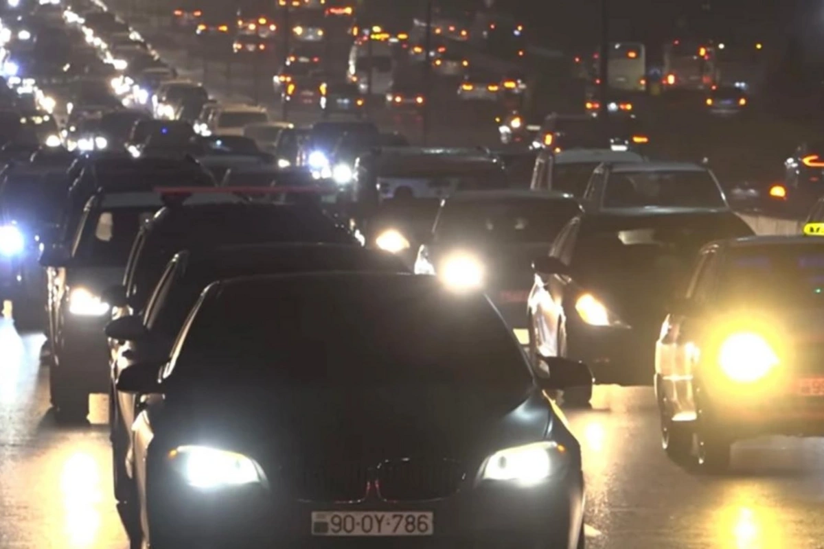 Bakı-Sumqayıt yolundakı avtobus zolağı ilə bağlı söz-söhbət səngimir