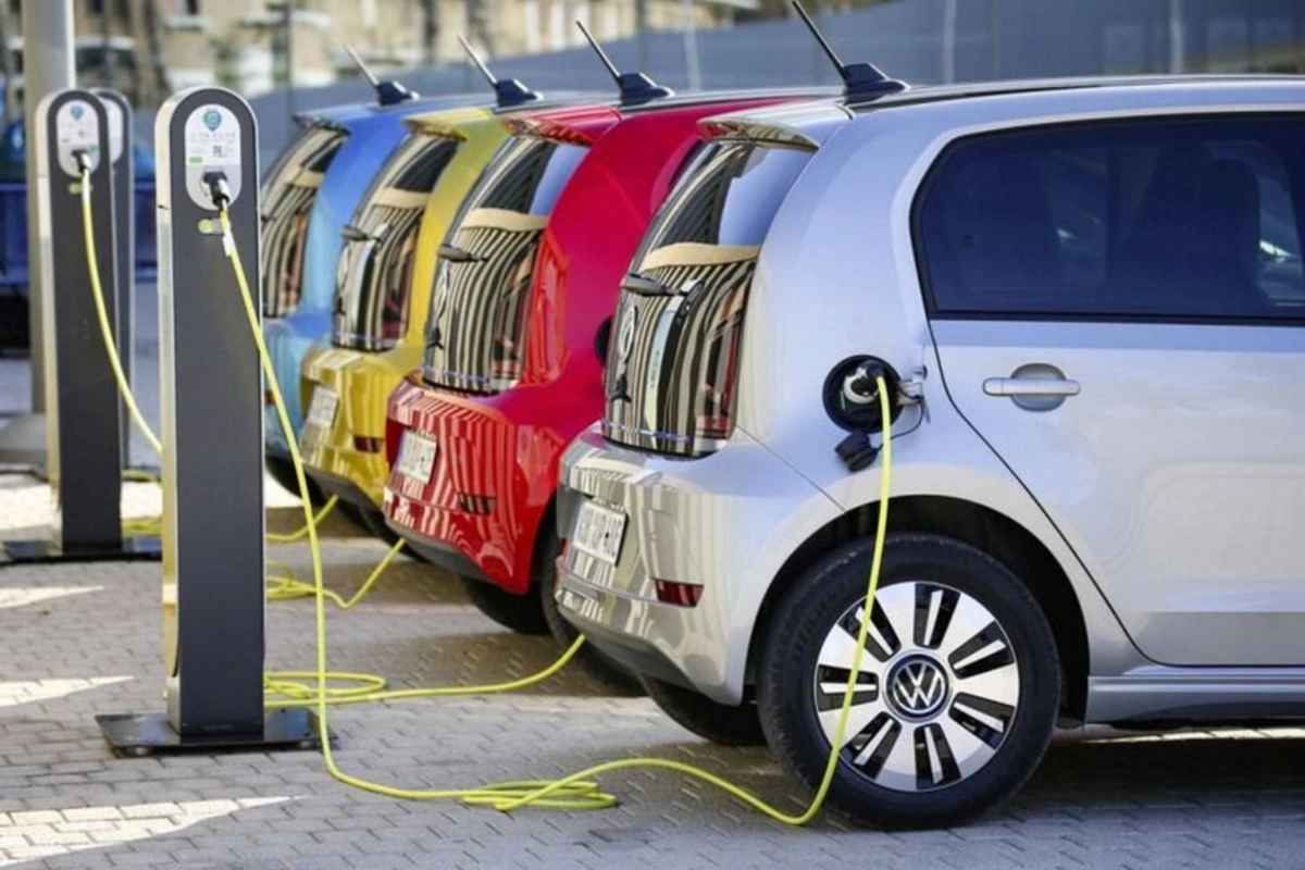 Named the reason for the sharp decline in electric vehicle imports to Azerbaijan## Translators noteThis title was translated from Russian to English. Named the reason for the sharp decline in electric vehicle imports to Azerbaijan## Translators noteThis title was translated from Russian to English.