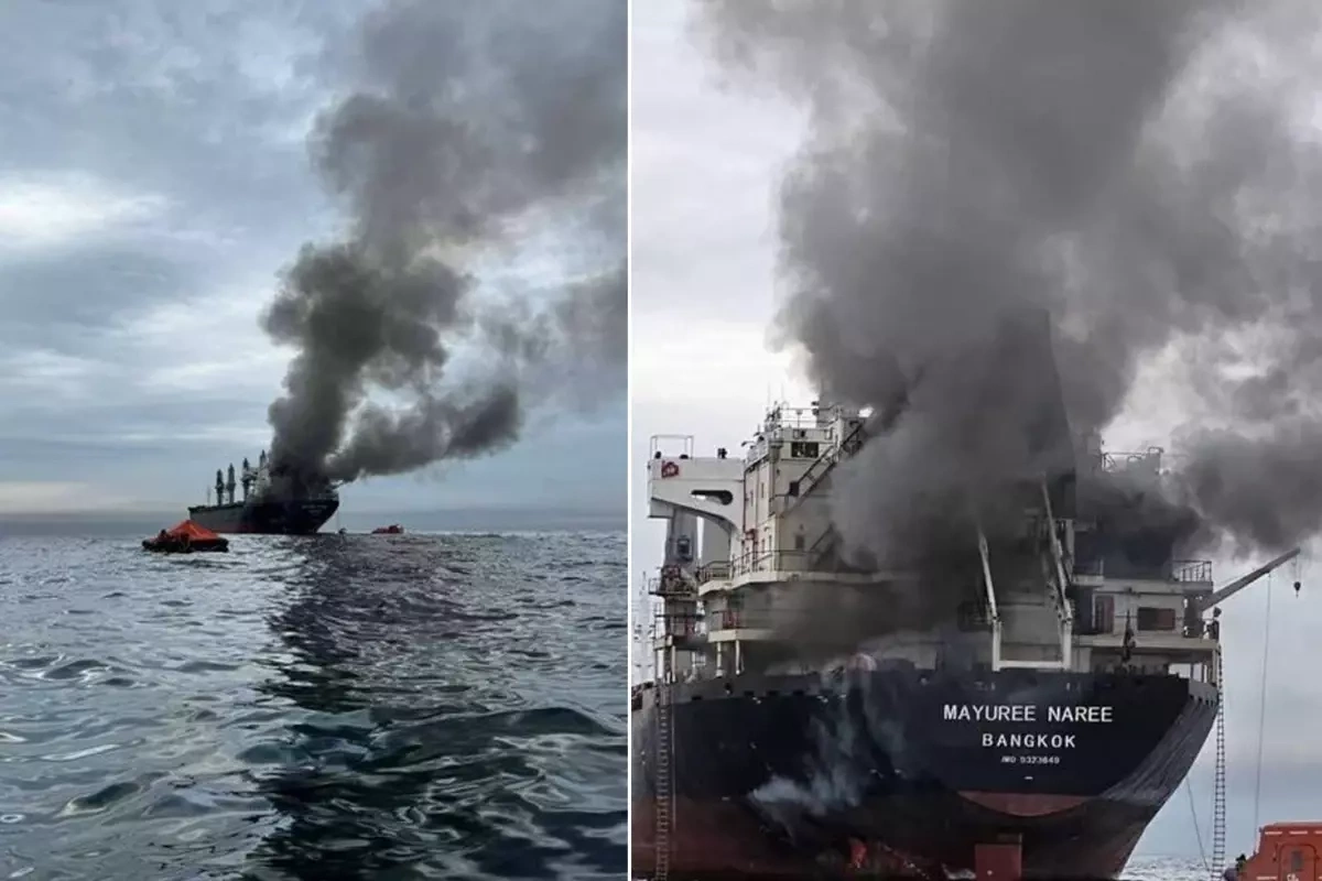 Hörmüz boğazında vurulan yük gəmisində 3 nəfər itkin düşdü