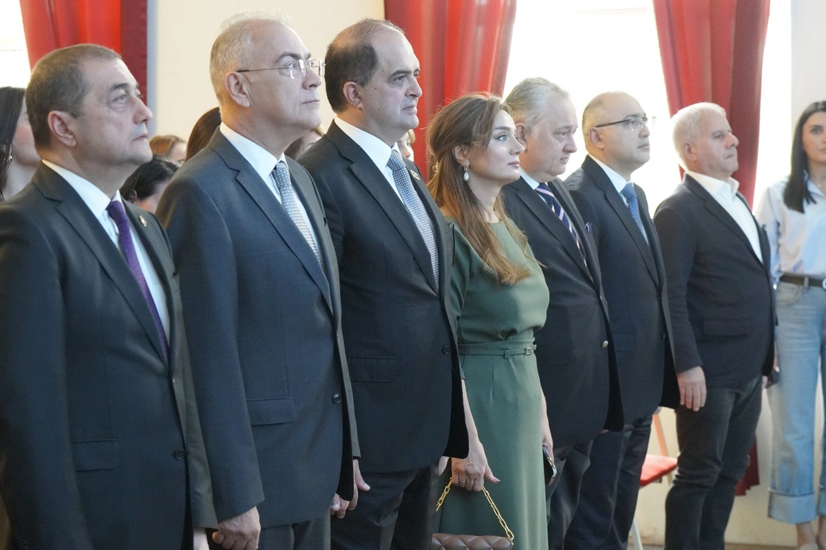 Azərbaycan, türk və alman ürək həkimləri bir araya gəldi Azərbaycan, türk və alman ürək həkimləri bir araya gəldi